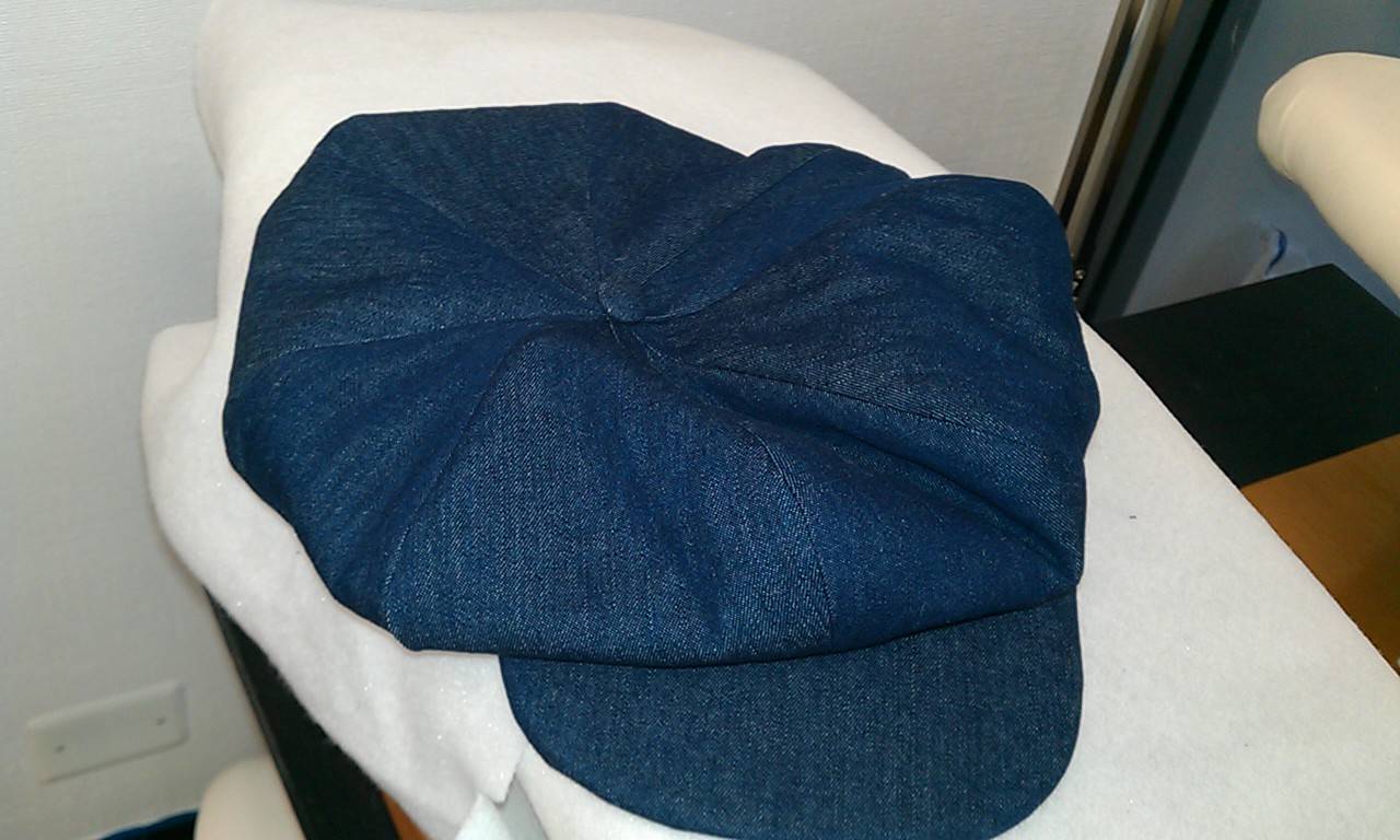 Making 

A  flop cap